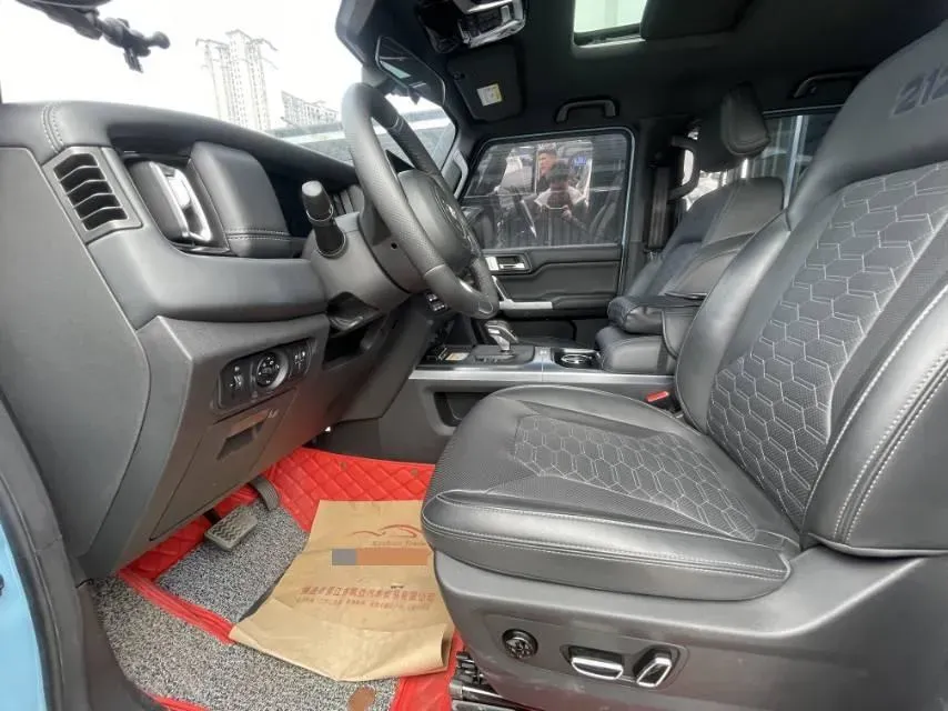 2025 212 212 T01 2.0T 252HP L4 8AT,autocango,china used car exporter,china ev exporter,chinese used car exporter,chinese used ev exporter