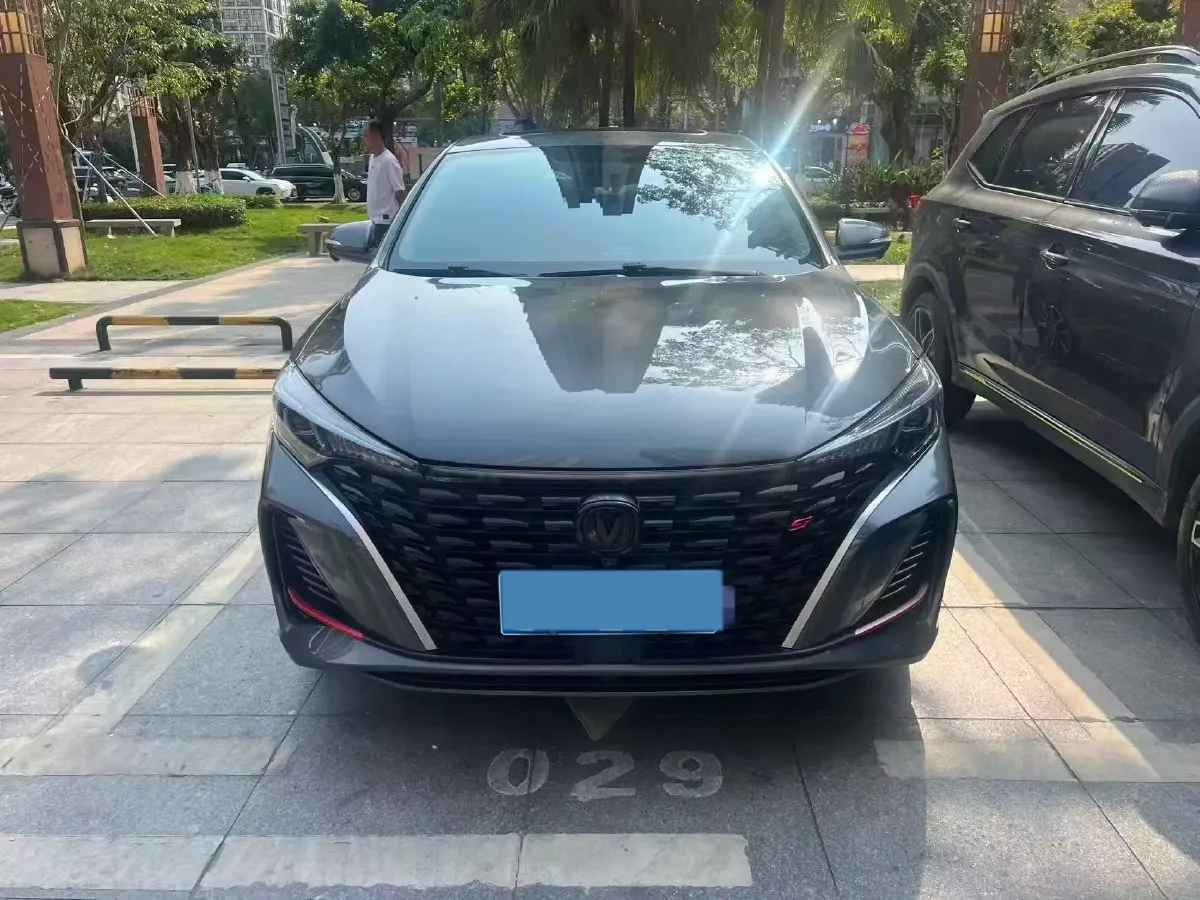 2022 ChangAn Eado 1.4T 160HP L4 7DCT,autocango,china used car exporter,china ev exporter,chinese used car exporter,chinese used ev exporter