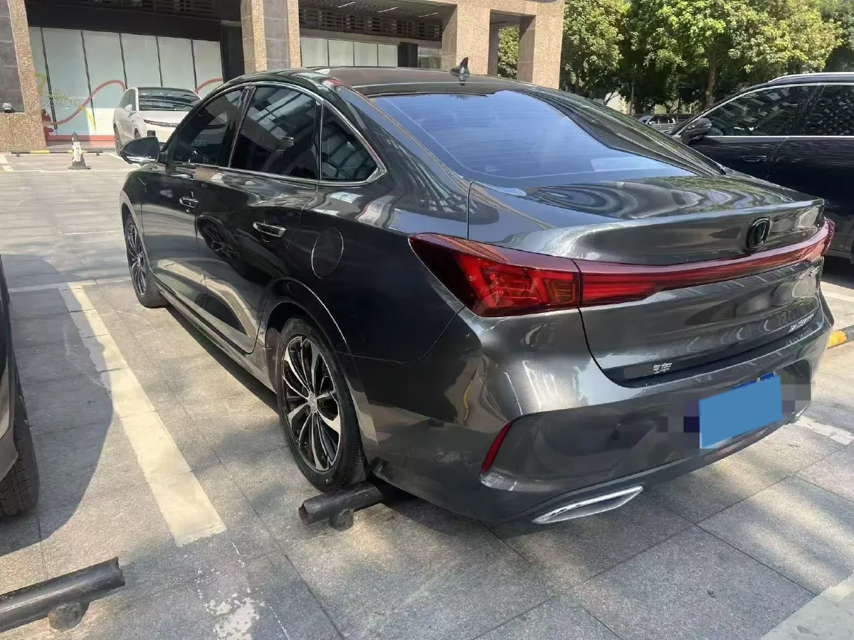 2022 ChangAn Eado 1.4T 160HP L4 7DCT,autocango,china used car exporter,china ev exporter,chinese used car exporter,chinese used ev exporter