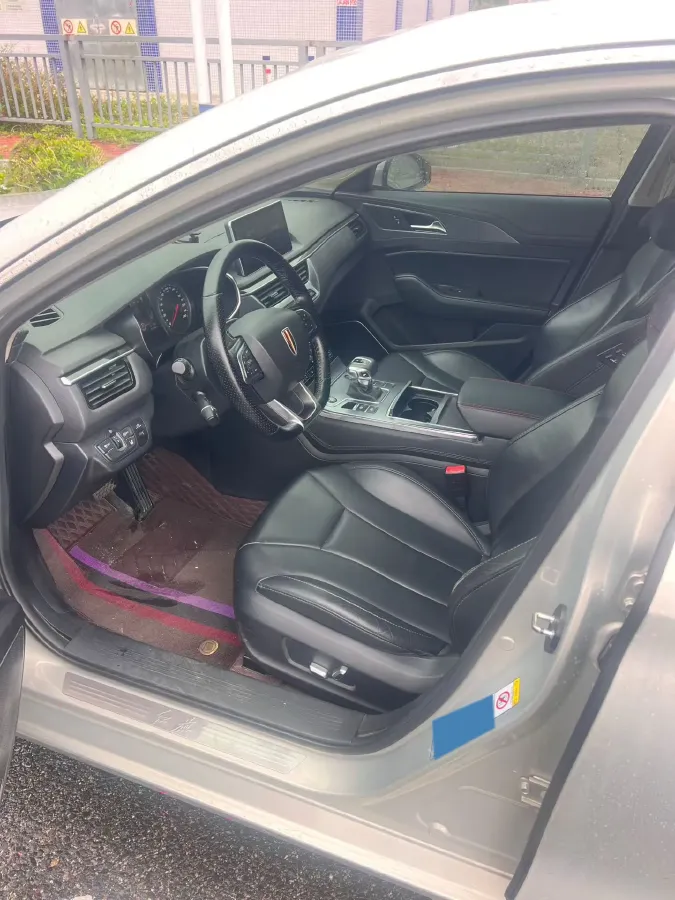 2020 HongQi H5 1.8T 197HP L4 6AT,autocango,china used car exporter,china ev exporter,chinese used car exporter,chinese used ev exporter