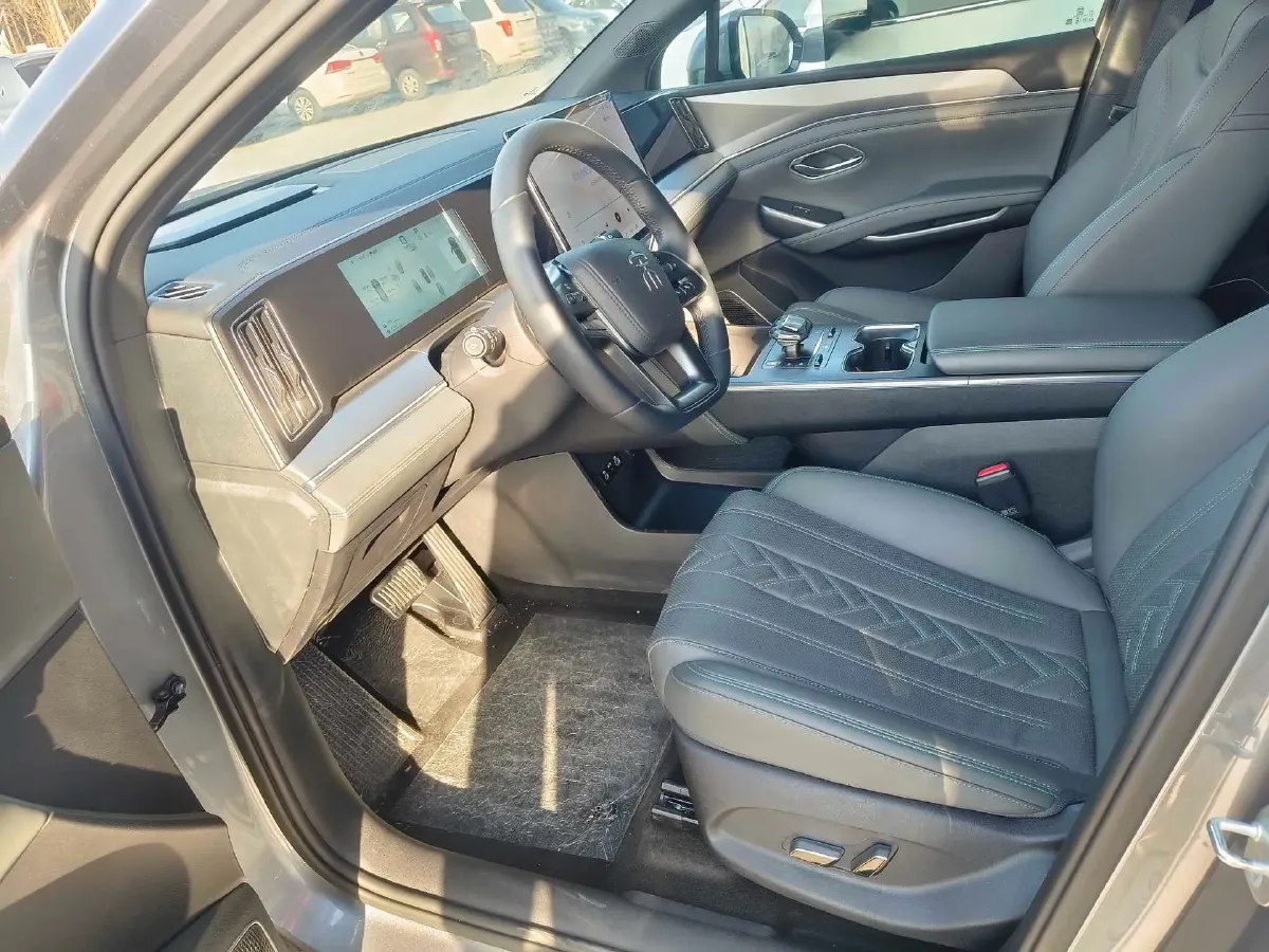 2025 BYD SongL DM-i 1.5L 101HP L4 E-CVT PHEV 18.3KWH,autocango,china used car exporter,china ev exporter,chinese used car exporter,chinese used ev exporter