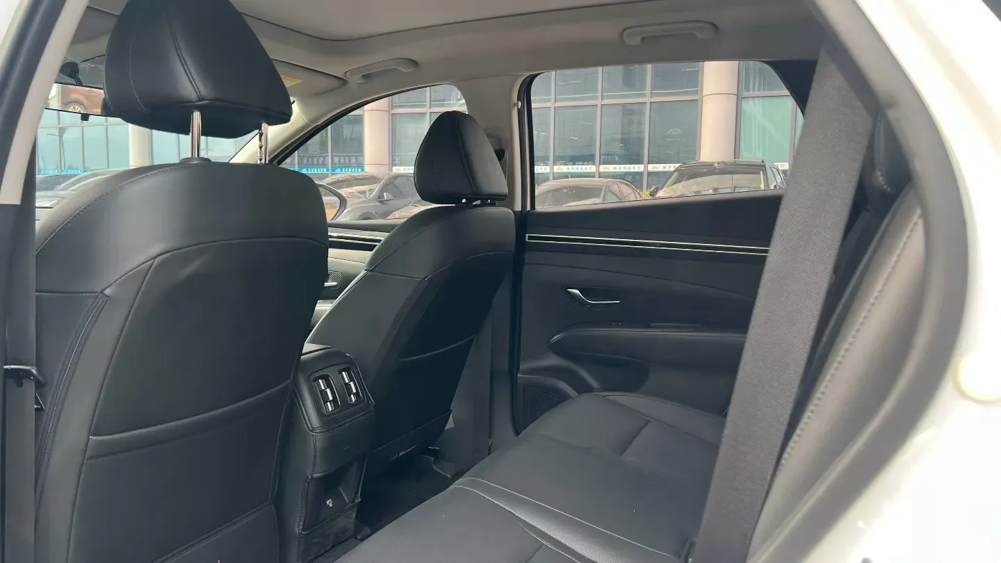 2023 Hyundai Tucson 1.5T 200HP L4 8AT,autocango,china used car exporter,china ev exporter,chinese used car exporter,chinese used ev exporter