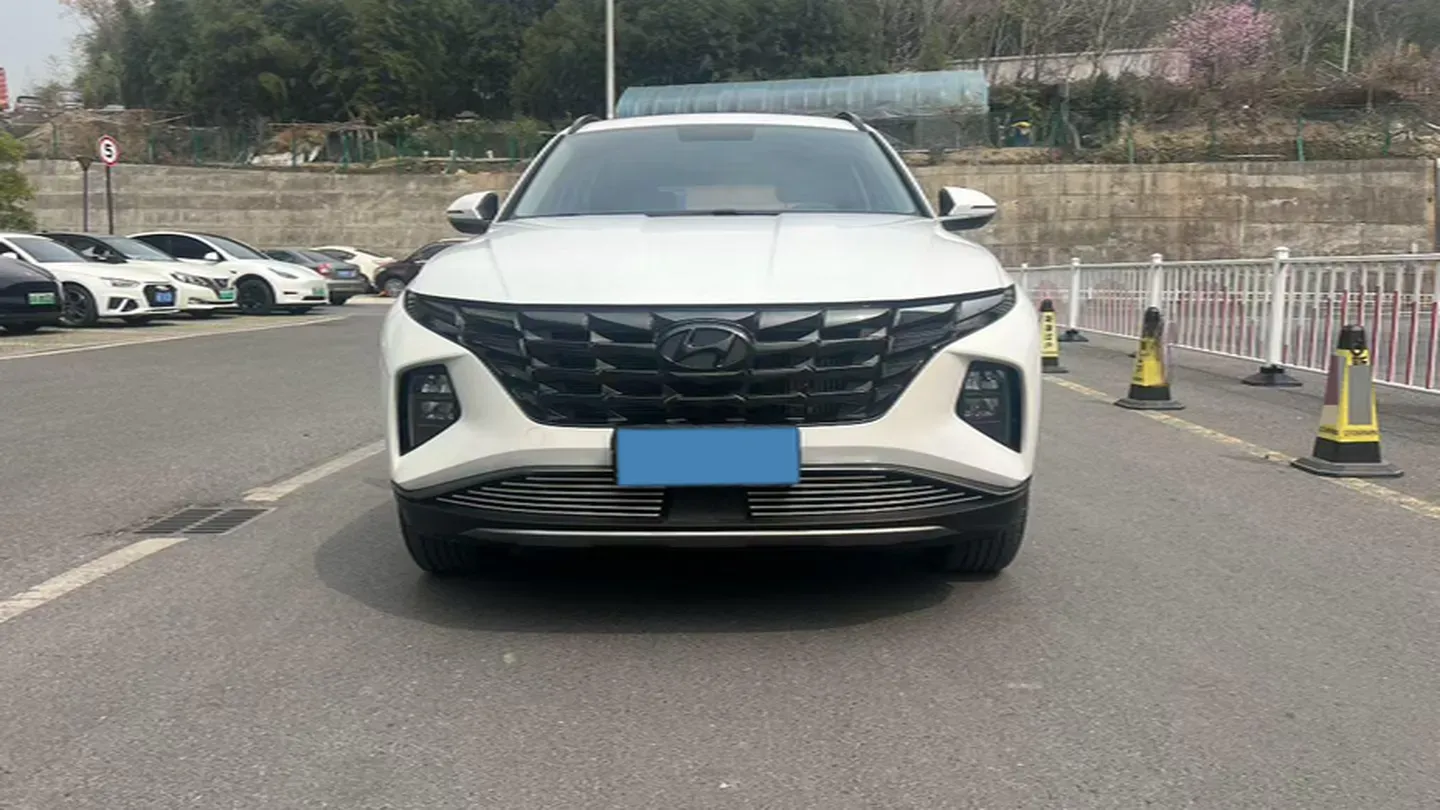 2023 Hyundai Tucson 1.5T 200HP L4 8AT,autocango,china used car exporter,china ev exporter,chinese used car exporter,chinese used ev exporter