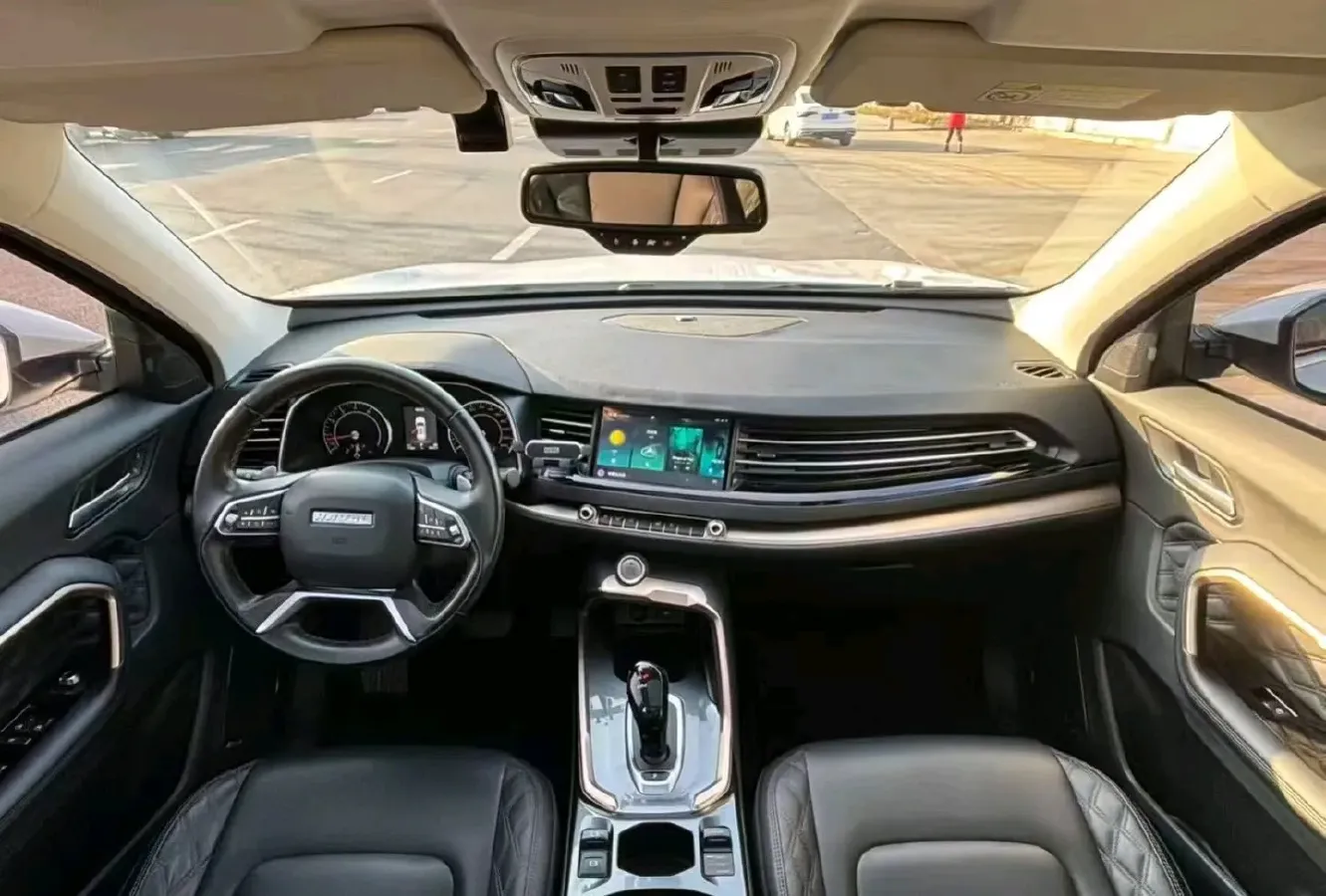 2021 Haval H6 2.0T 224HP L4 7DCT,autocango,china used car exporter,china ev exporter,chinese used car exporter,chinese used ev exporter