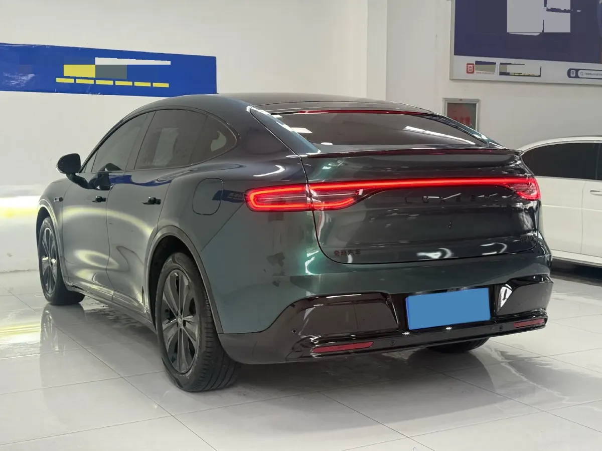 2026 Luxeed R7 REEV 156HP REEV,autocango,china used car exporter,china ev exporter,chinese used car exporter,chinese used ev exporter