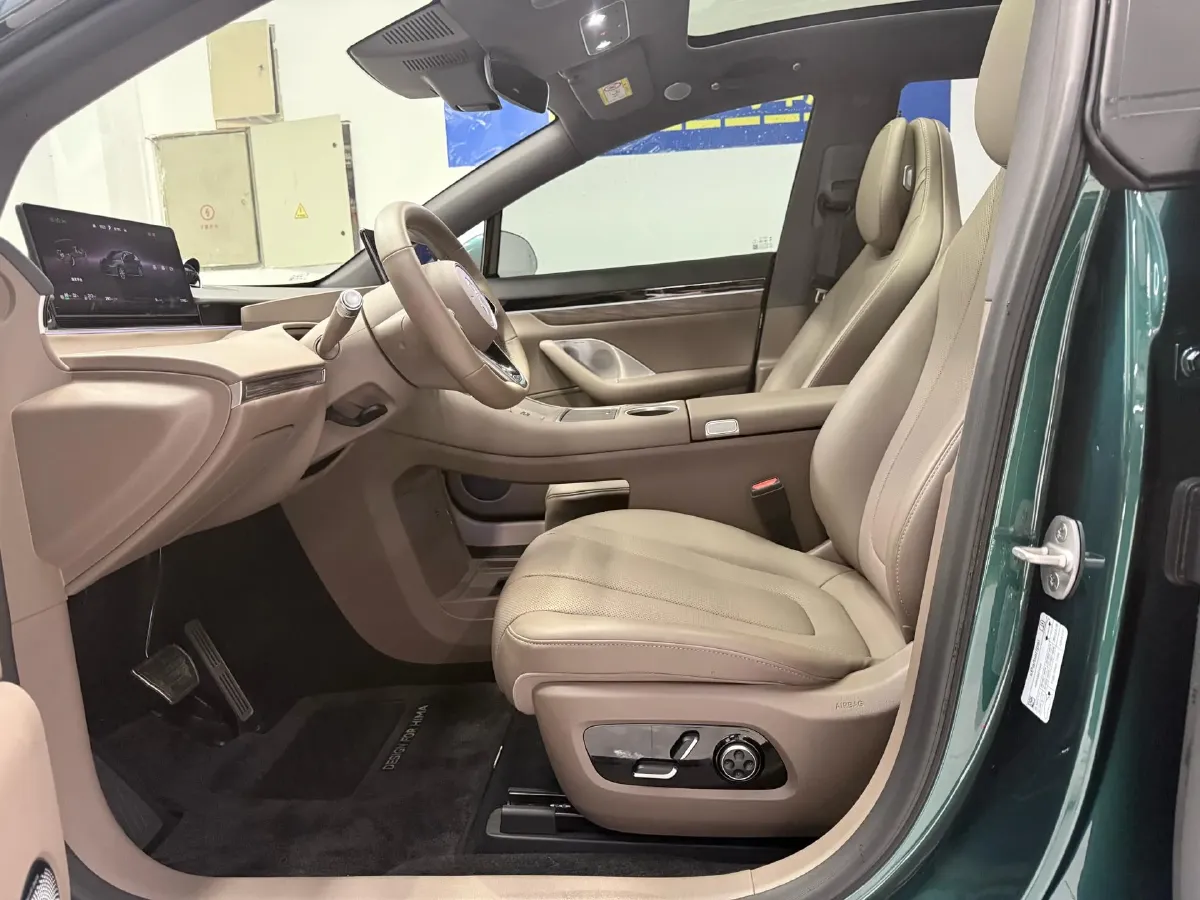 2026 Luxeed R7 REEV 156HP REEV,autocango,china used car exporter,china ev exporter,chinese used car exporter,chinese used ev exporter