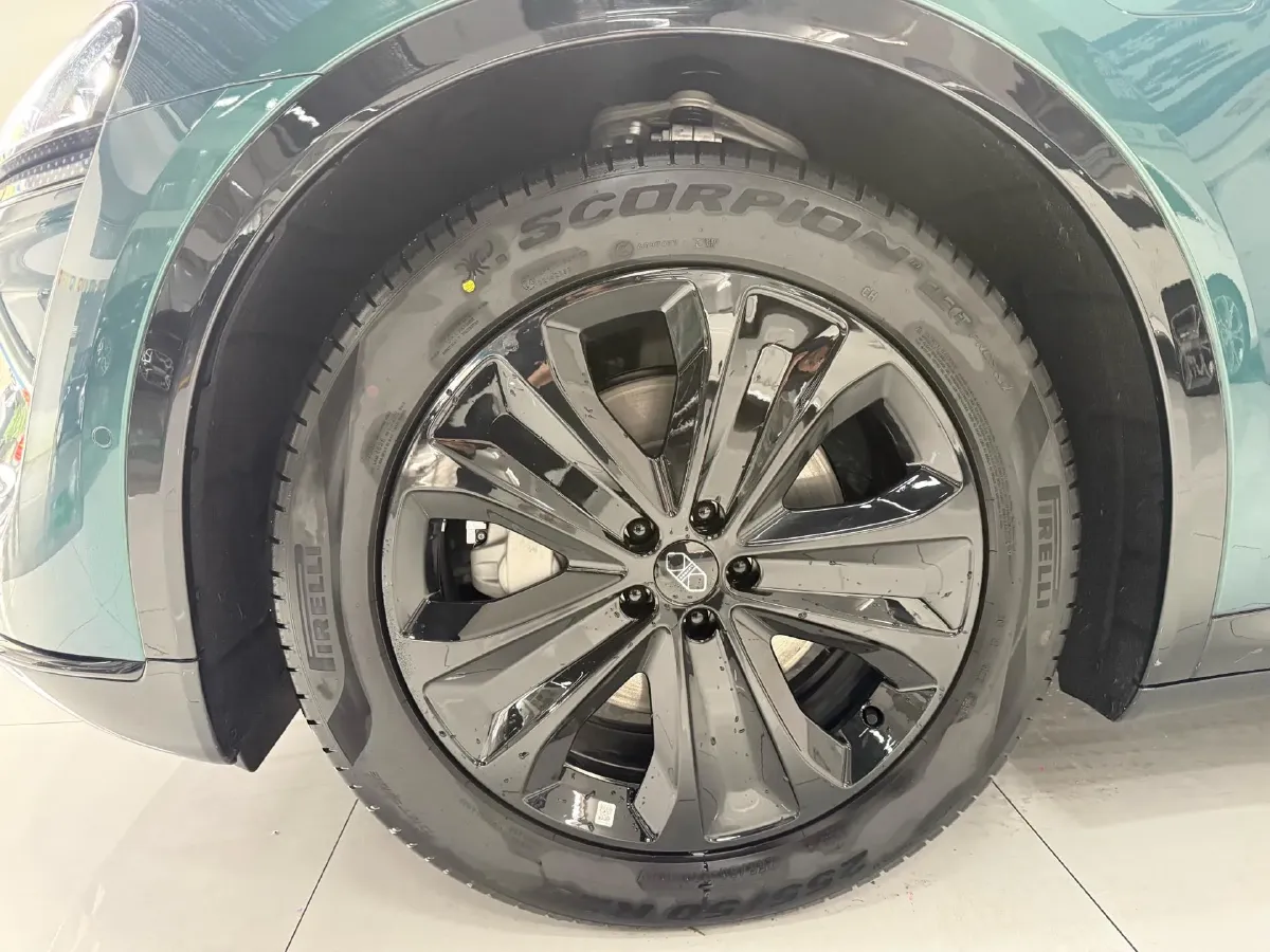 2026 Luxeed R7 REEV 156HP REEV,autocango,china used car exporter,china ev exporter,chinese used car exporter,chinese used ev exporter