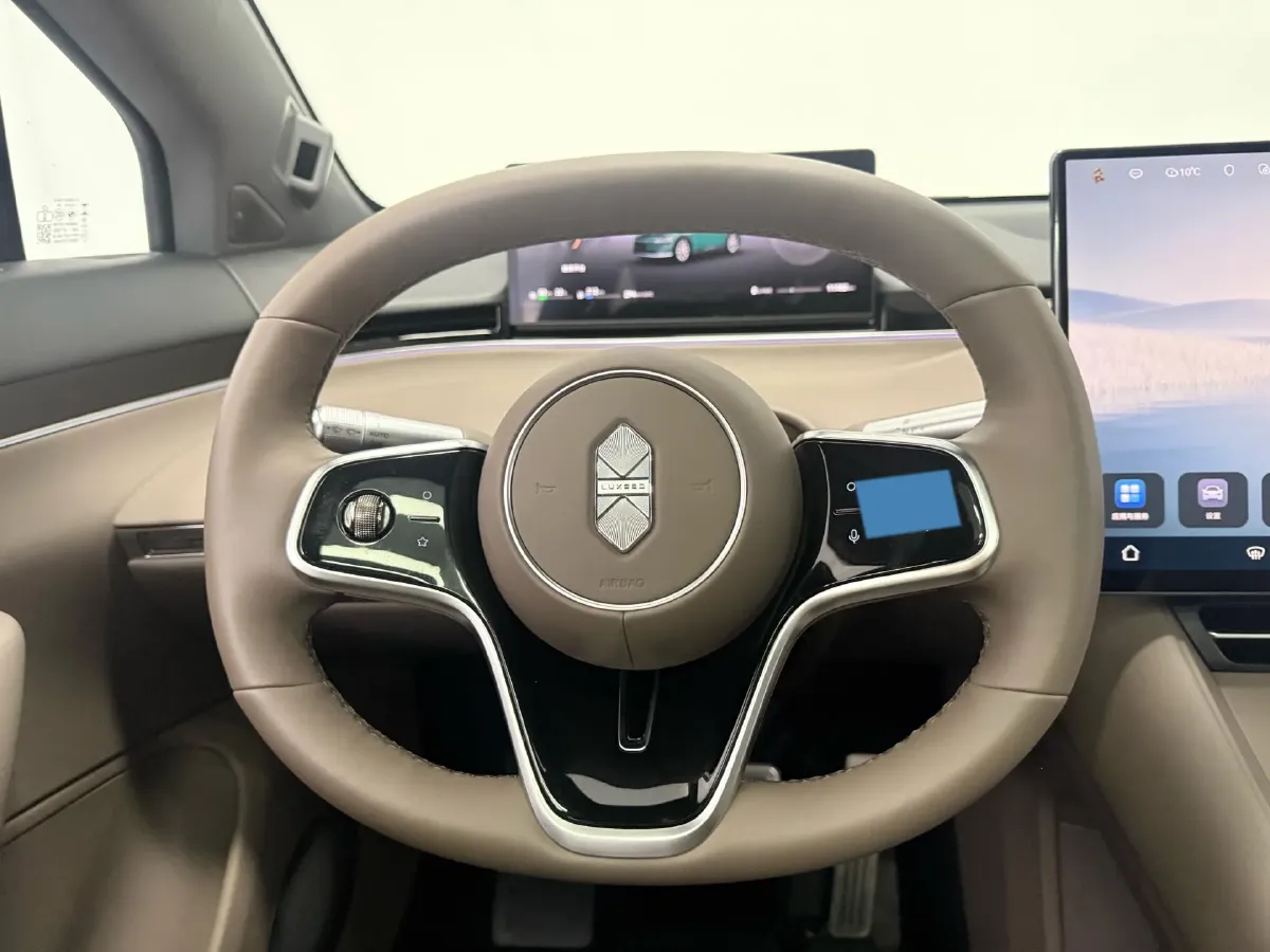 2026 Luxeed R7 REEV 156HP REEV,autocango,china used car exporter,china ev exporter,chinese used car exporter,chinese used ev exporter