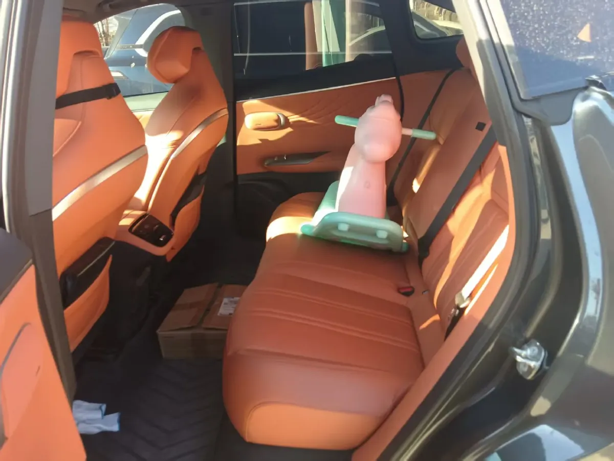 2024 Deepal S07 BEV 68.82KWH,autocango,china used car exporter,china ev exporter,chinese used car exporter,chinese used ev exporter