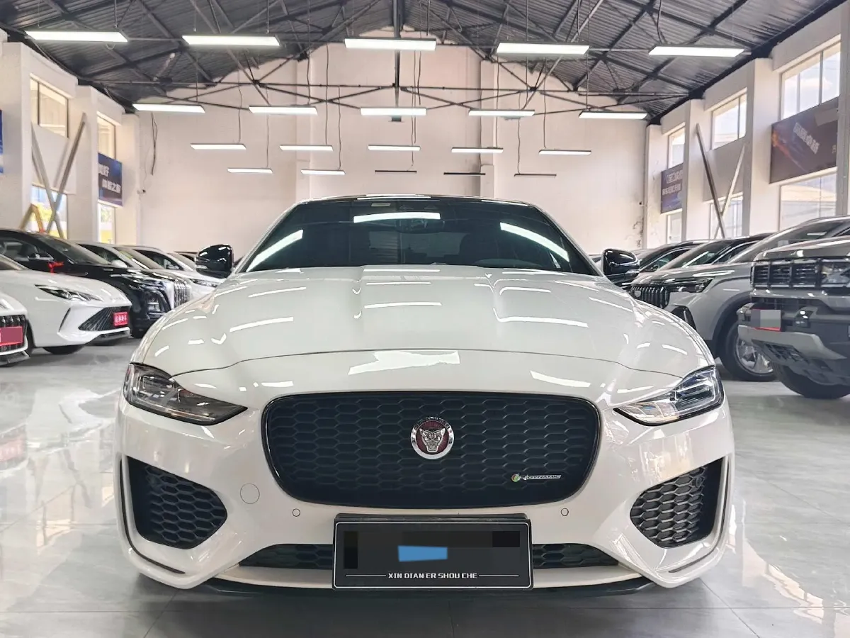 2020 Jaguar XEL 2.0T 200HP L4 8AT,autocango,china used car exporter,china ev exporter,chinese used car exporter,chinese used ev exporter