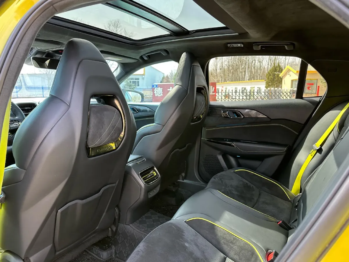 2020 LYNK&CO 03 2.0T 254HP L4 8AT,autocango,china used car exporter,china ev exporter,chinese used car exporter,chinese used ev exporter