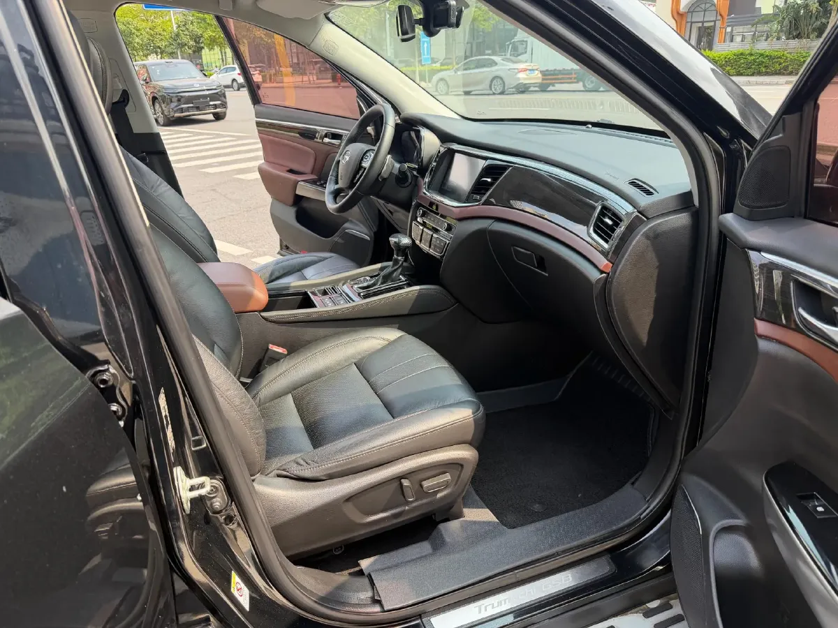 2017 GAC Trumpchi GS8 2.0T 201HP L4 6AT,autocango,china used car exporter,china ev exporter,chinese used car exporter,chinese used ev exporter