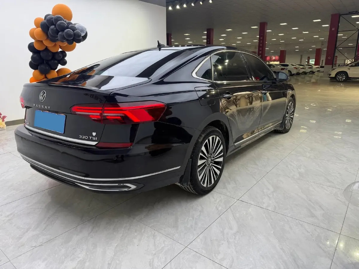 2021 Volkswagen Passat 2.0T 186HP L4 7DCT,autocango,china used car exporter,china ev exporter,chinese used car exporter,chinese used ev exporter