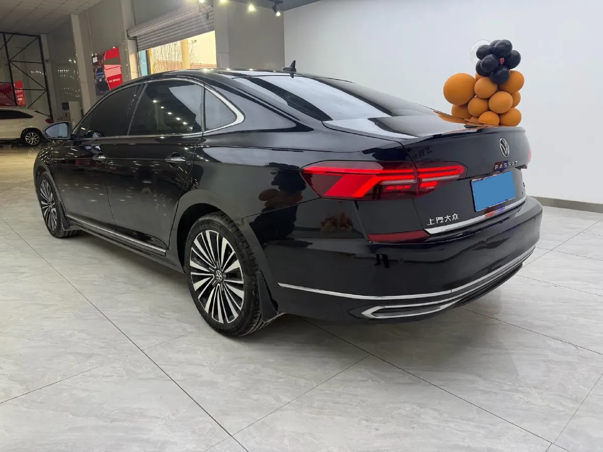2021 Volkswagen Passat 2.0T 186HP L4 7DCT,autocango,china used car exporter,china ev exporter,chinese used car exporter,chinese used ev exporter