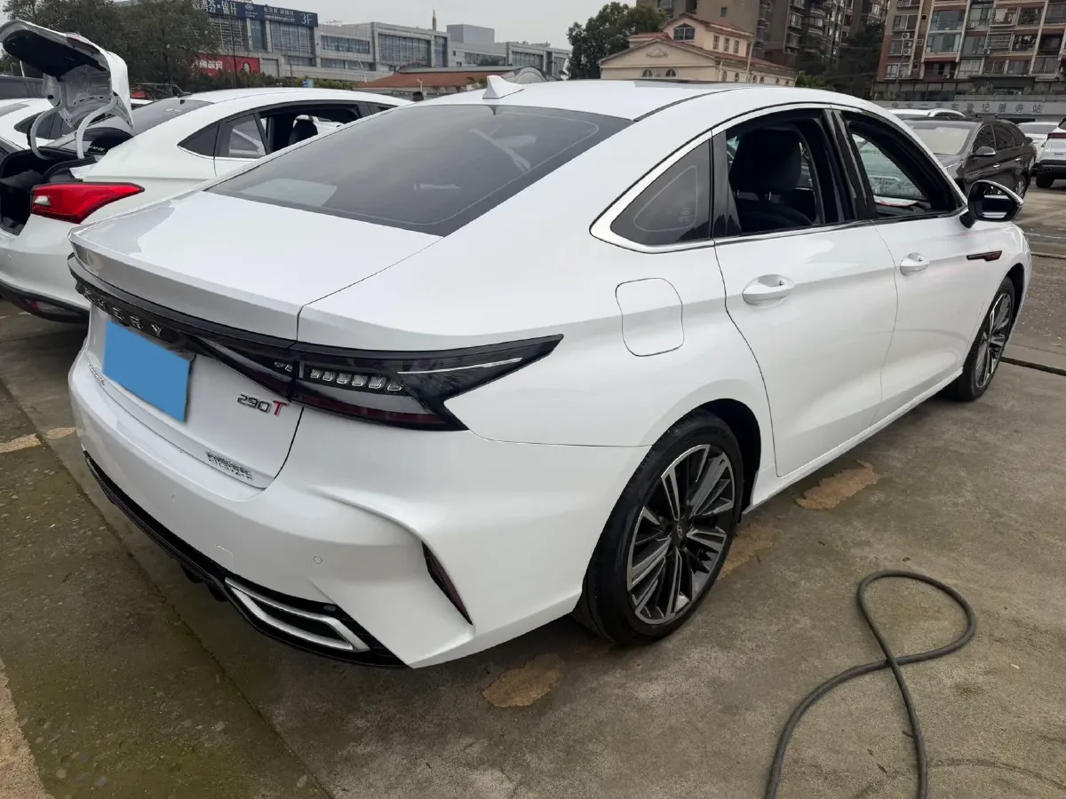 2022 Chery Arrizo 8 1.6T 197HP L4 7DCT,autocango,china used car exporter,china ev exporter,chinese used car exporter,chinese used ev exporter