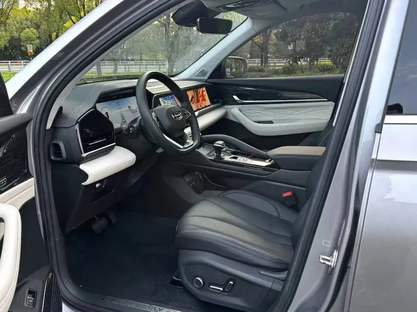 2023 Geely Monjaro 2.0T 238HP L4 8AT,autocango,china used car exporter,china ev exporter,chinese used car exporter,chinese used ev exporter