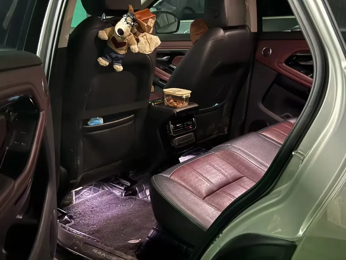 2021 Land Rover Range Rover Evoque 2.0T 249HP L4 9AT,autocango,china used car exporter,china ev exporter,chinese used car exporter,chinese used ev exporter