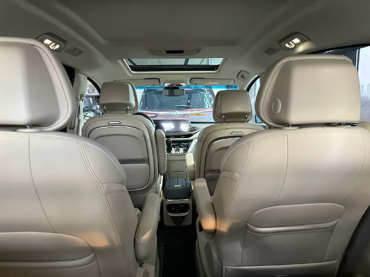 2022 Buick GL8 2.0T 237HP L4 9AT,autocango,china used car exporter,china ev exporter,chinese used car exporter,chinese used ev exporter