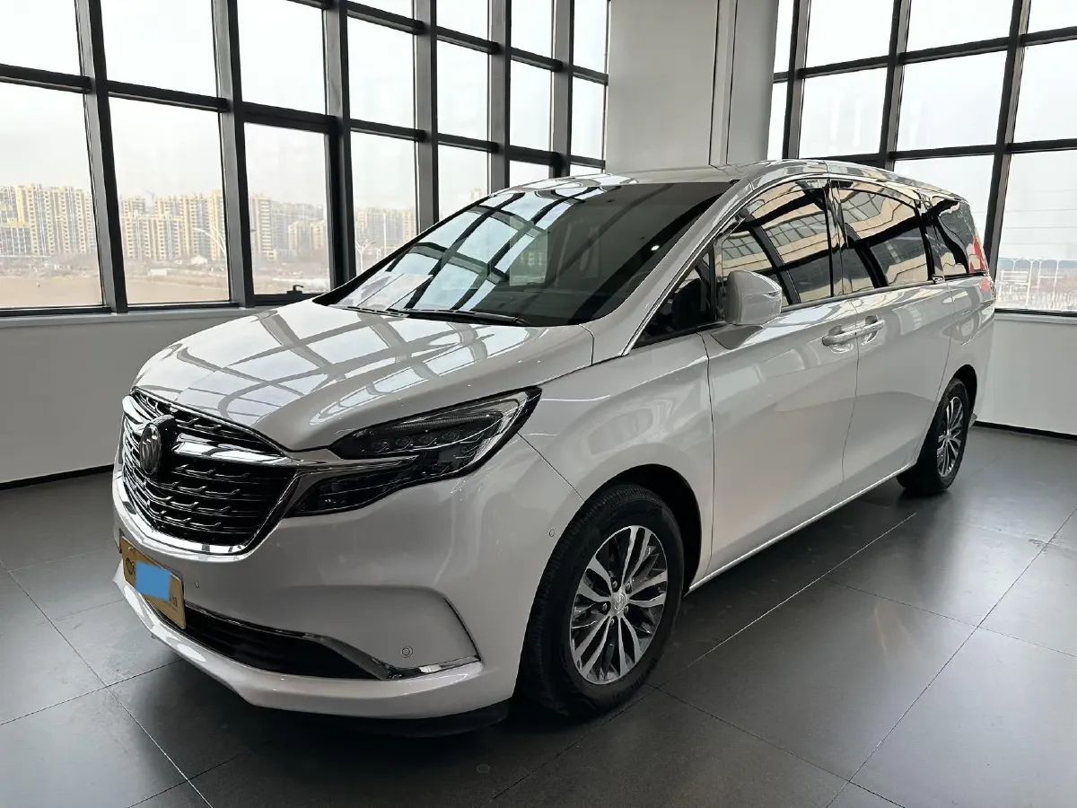 2022 Buick GL8 2.0T 237HP L4 9AT,autocango,china used car exporter,china ev exporter,chinese used car exporter,chinese used ev exporter