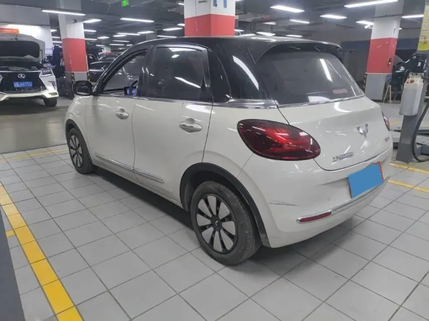 2023 WuLing BinGuo BEV 31.9KWH,autocango,china used car exporter,china ev exporter,chinese used car exporter,chinese used ev exporter