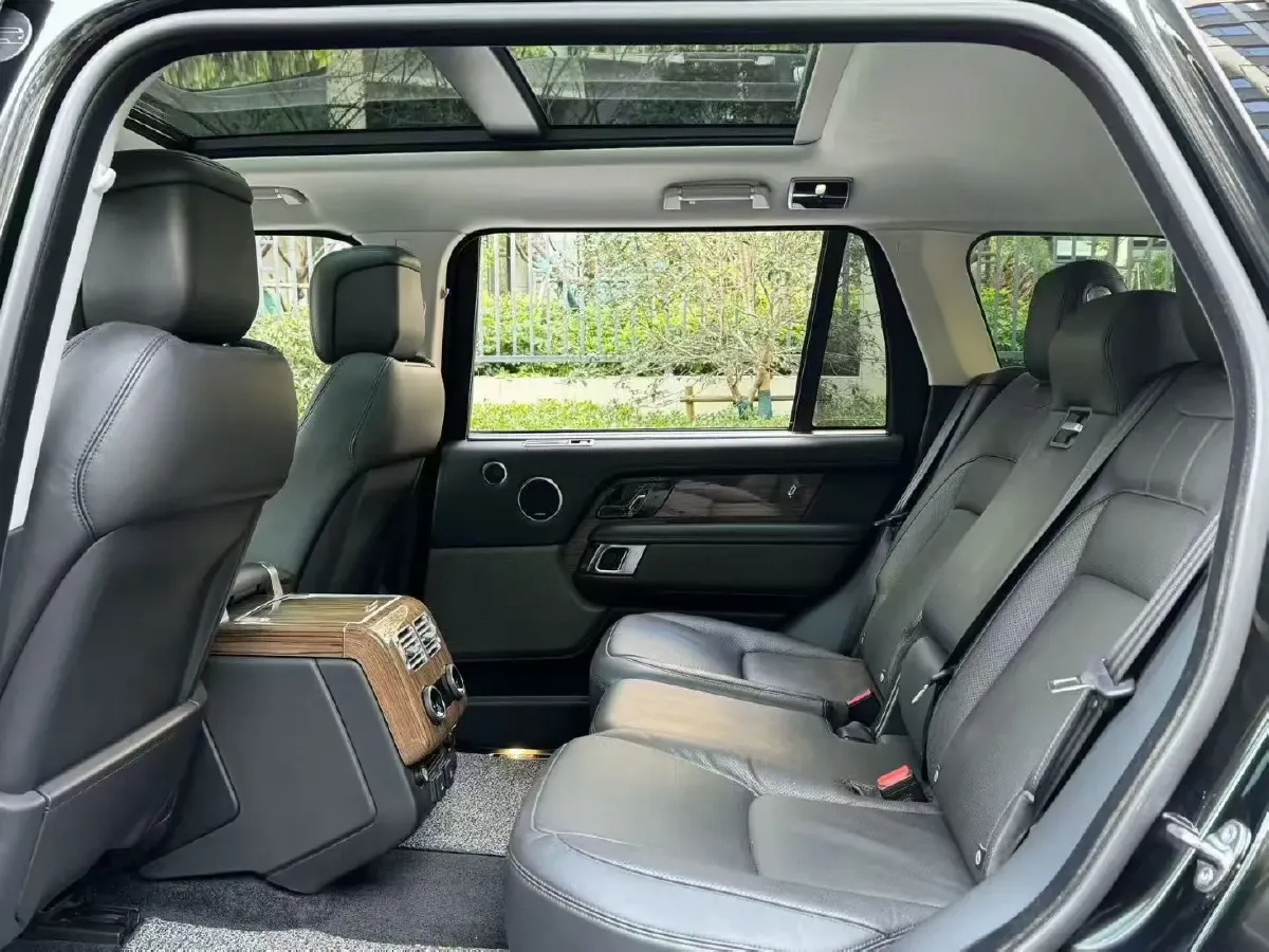 2018 Land Rover Range Rover 3.0T 381HP V6 8AT,autocango,china used car exporter,china ev exporter,chinese used car exporter,chinese used ev exporter