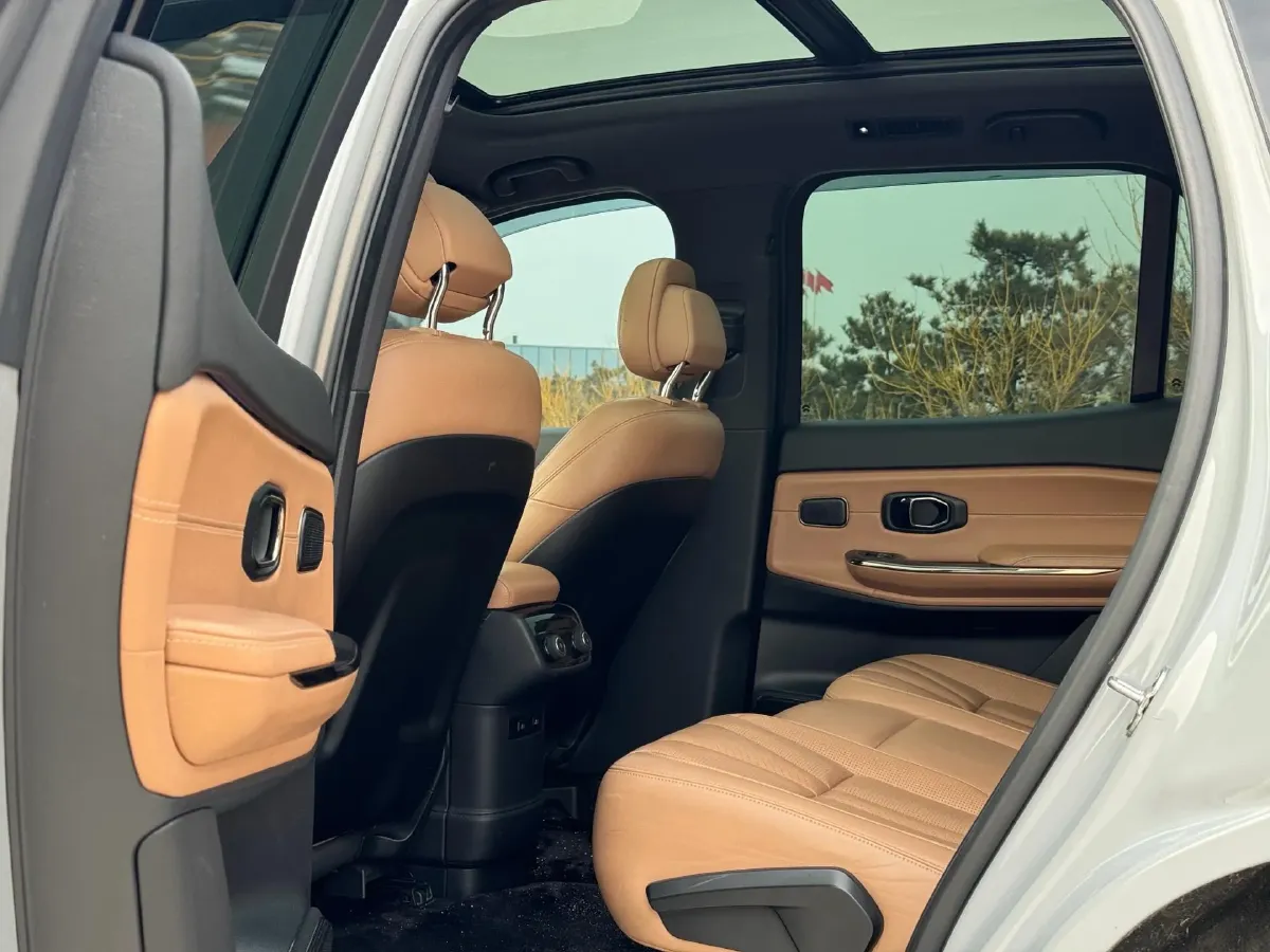 2020 NIO ES8 BEV 70KWH,autocango,china used car exporter,china ev exporter,chinese used car exporter,chinese used ev exporter