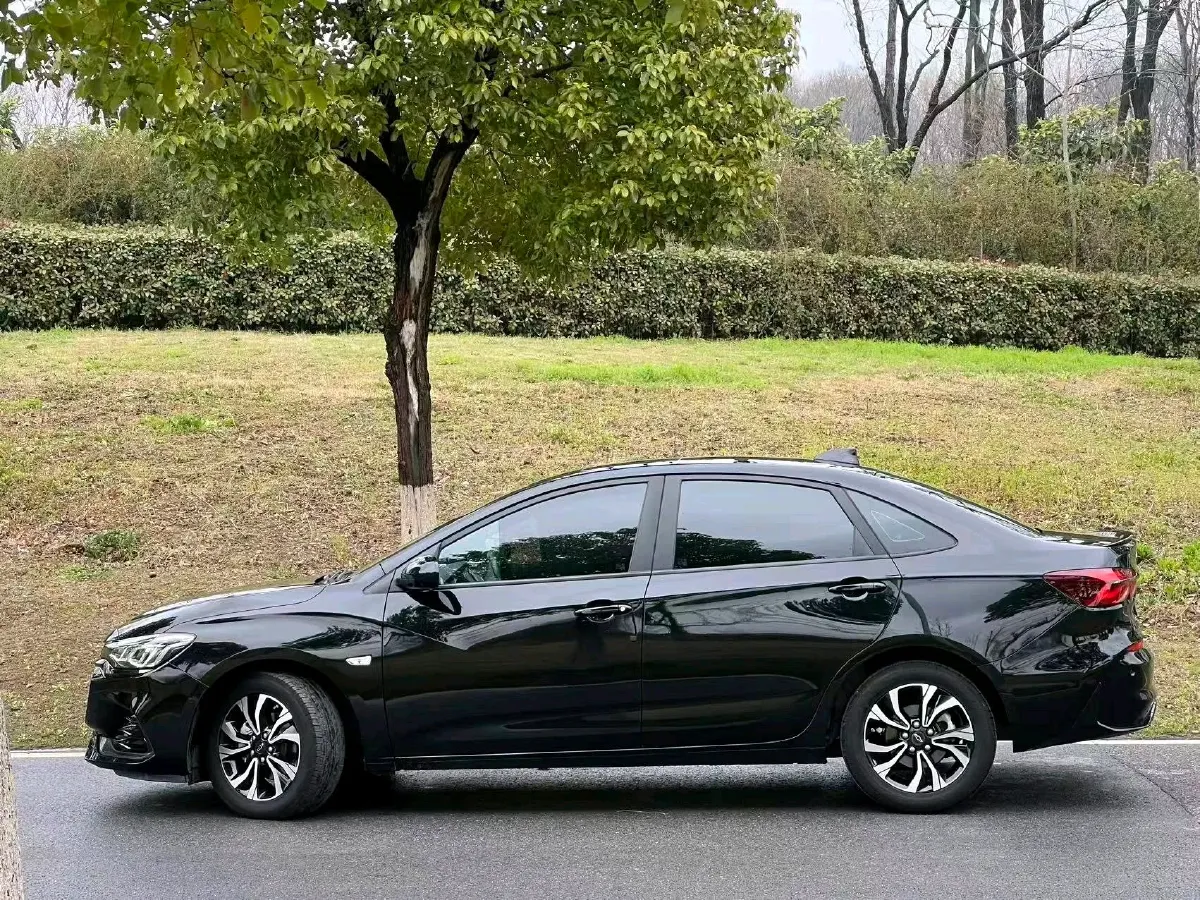 2020 Chevrolet Monza 1.3T 163HP L3 6AT,autocango,china used car exporter,china ev exporter,chinese used car exporter,chinese used ev exporter