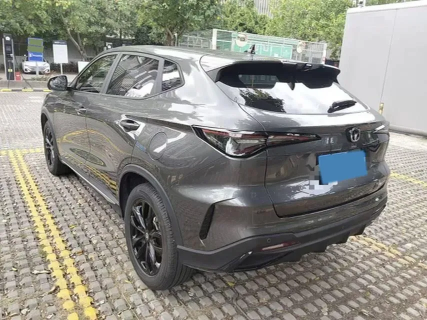2024 ChangAn X5 PLUS 1.5T 188HP L4 7DCT,autocango,china used car exporter,china ev exporter,chinese used car exporter,chinese used ev exporter