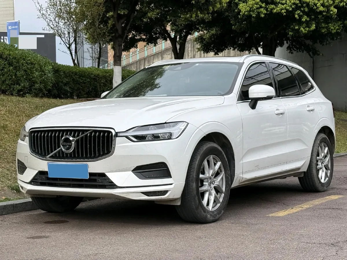 2019 Volvo XC60 2.0T 254HP L4 8AT,autocango,china used car exporter,china ev exporter,chinese used car exporter,chinese used ev exporter