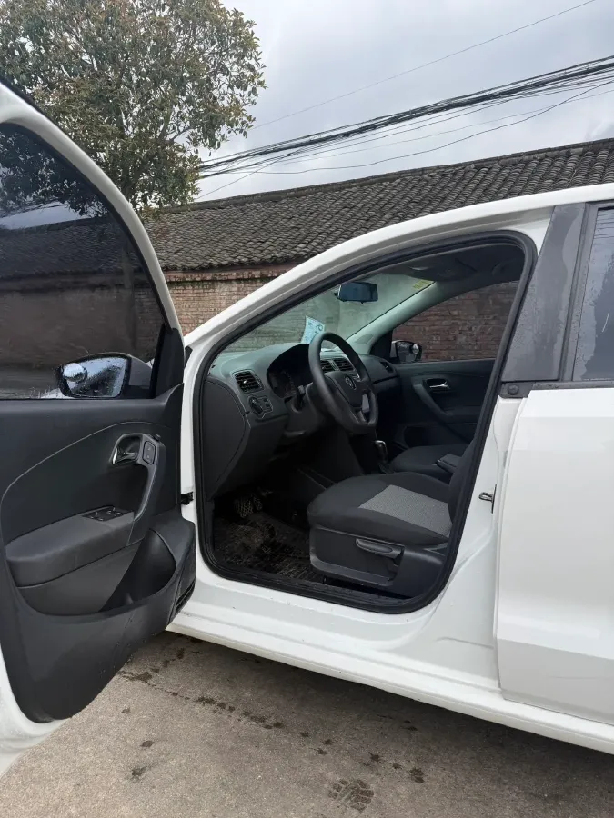 2016 Volkswagen Polo 1.4L 90HP L4 6AT,autocango,china used car exporter,china ev exporter,chinese used car exporter,chinese used ev exporter