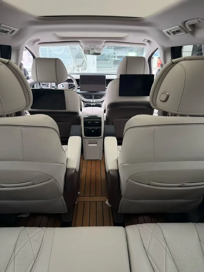 2022 Mercedes-Benz GLC Class 2.0T 197HP L4 9AT,autocango,china used car exporter,china ev exporter,chinese used car exporter,chinese used ev exporter