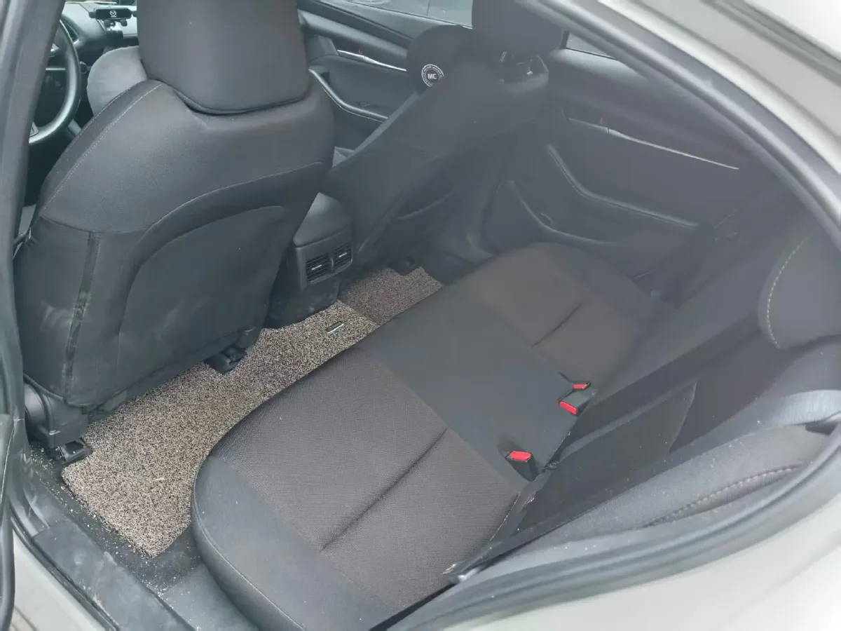 2023 Mazda 3 Axela 1.5L 117HP L4 6MT,autocango,china used car exporter,china ev exporter,chinese used car exporter,chinese used ev exporter