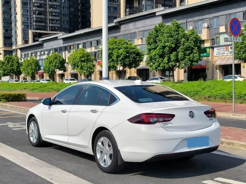 2019 Buick Regal 1.5T 170HP L4 9AT,autocango,china used car exporter,china ev exporter,chinese used car exporter,chinese used ev exporter