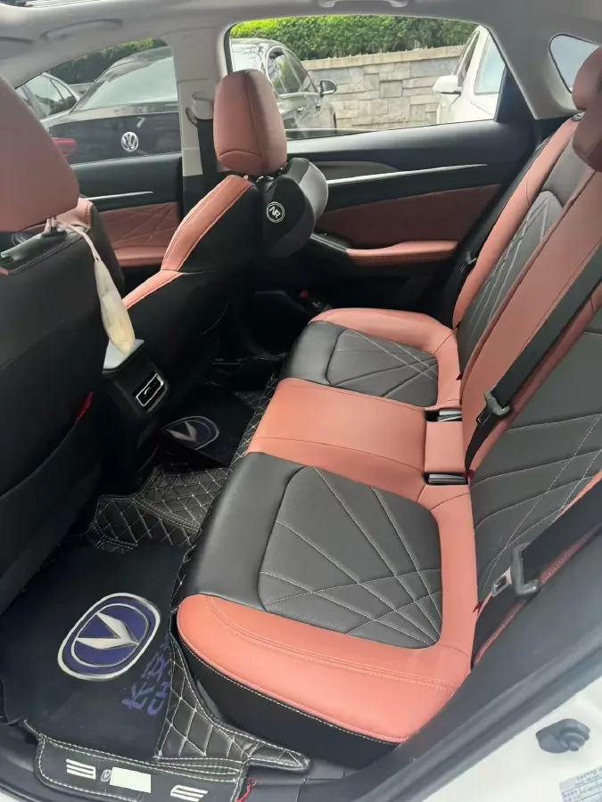 2021 ChangAn Eado 1.4T 160HP L4 7DCT,autocango,china used car exporter,china ev exporter,chinese used car exporter,chinese used ev exporter