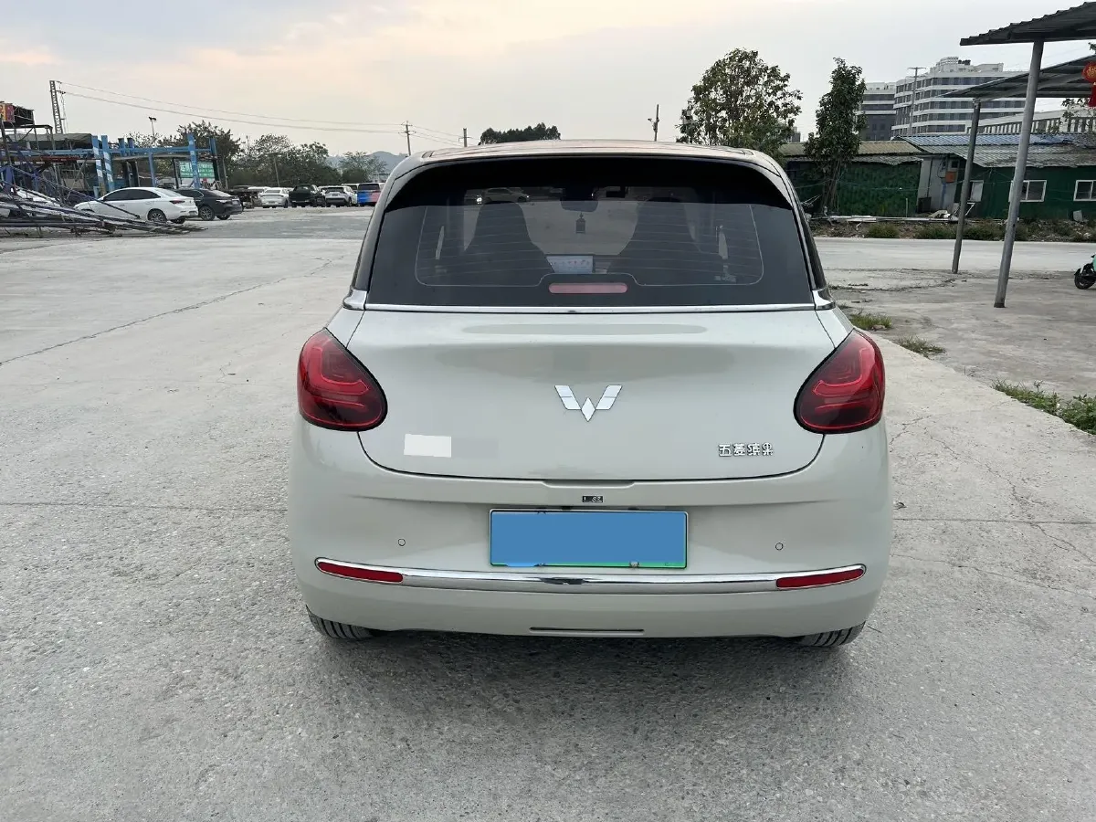 2023 WuLing BinGuo BEV 31.9KWH,autocango,china used car exporter,china ev exporter,chinese used car exporter,chinese used ev exporter