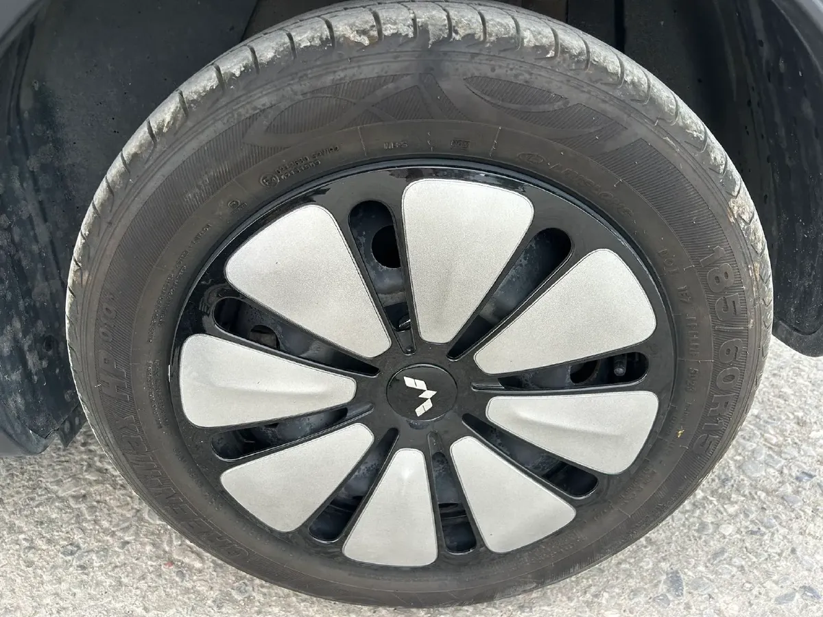 2023 WuLing BinGuo BEV 31.9KWH,autocango,china used car exporter,china ev exporter,chinese used car exporter,chinese used ev exporter