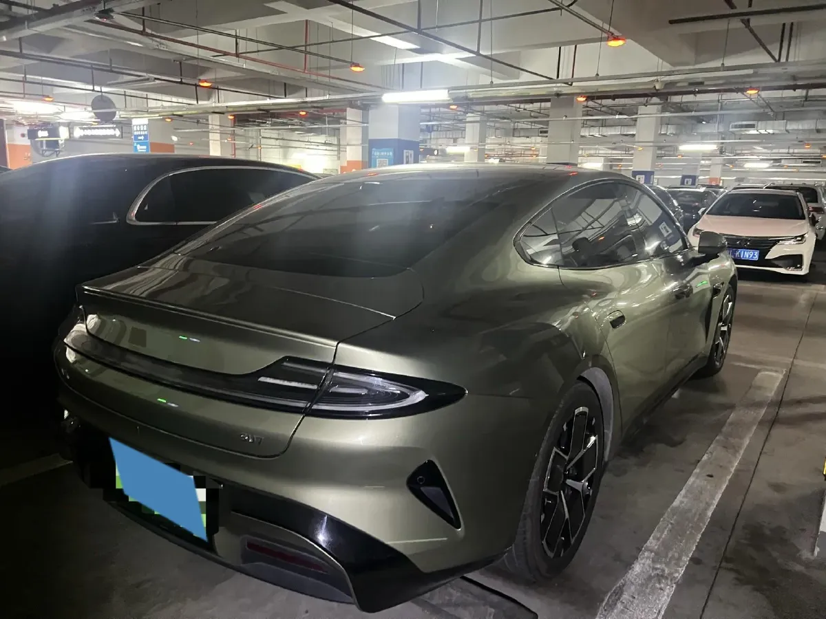 2024 MI SU7 BEV 73.6KWH,autocango,china used car exporter,china ev exporter,chinese used car exporter,chinese used ev exporter