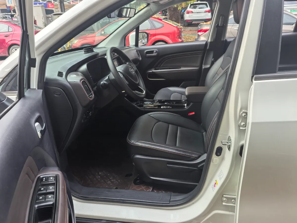 2017 GAC Trumpchi GS3 1.3T 137HP L4 6AT,autocango,china used car exporter,china ev exporter,chinese used car exporter,chinese used ev exporter