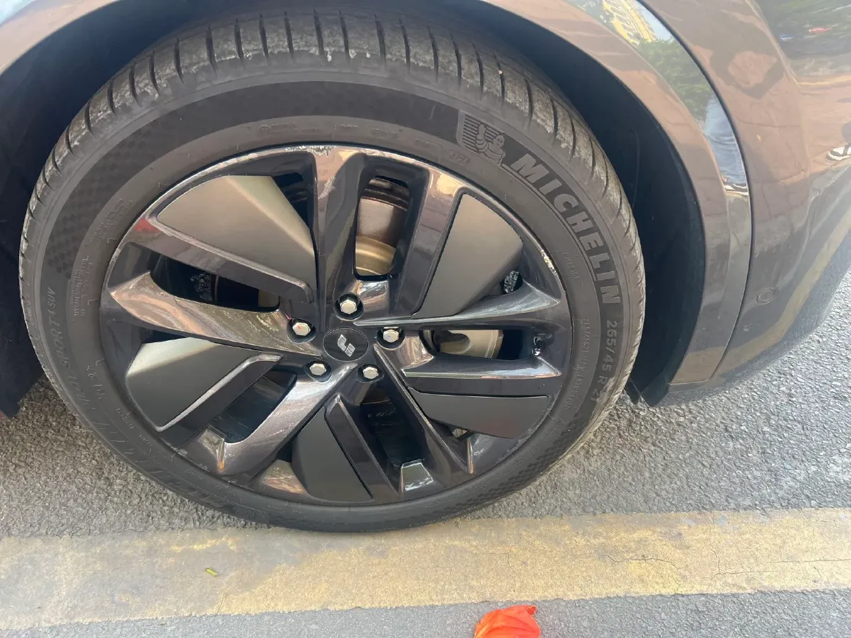 2022 Li L9 Range Extended 154HP REEV 42.6KWH,autocango,china used car exporter,china ev exporter,chinese used car exporter,chinese used ev exporter