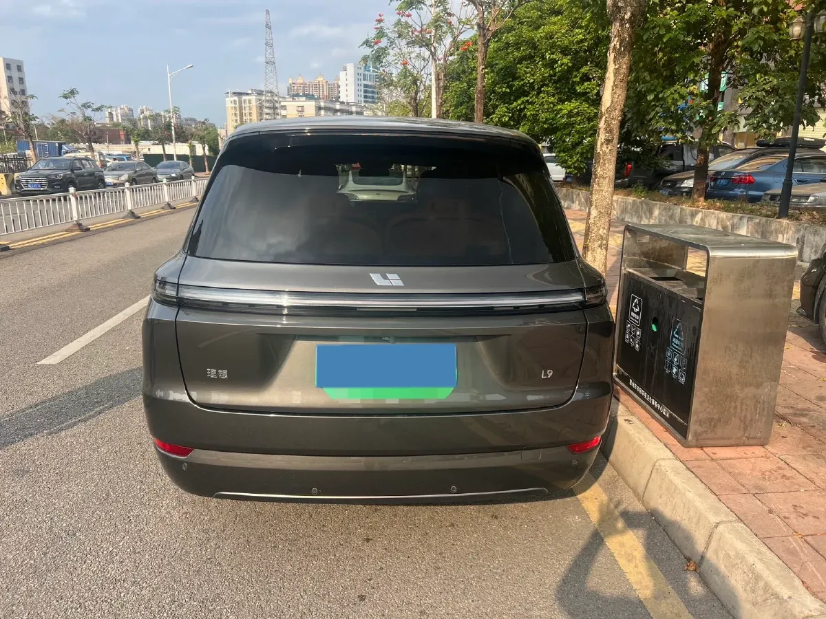 2022 Li L9 Range Extended 154HP REEV 42.6KWH,autocango,china used car exporter,china ev exporter,chinese used car exporter,chinese used ev exporter