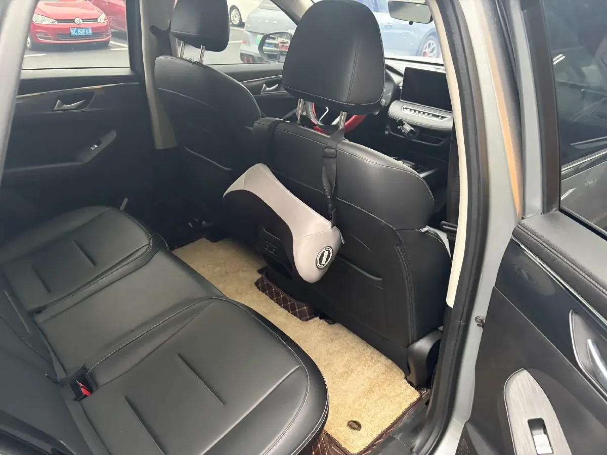 2021 Haval Jolion 1.5T 150HP L4 7DCT,autocango,china used car exporter,china ev exporter,chinese used car exporter,chinese used ev exporter