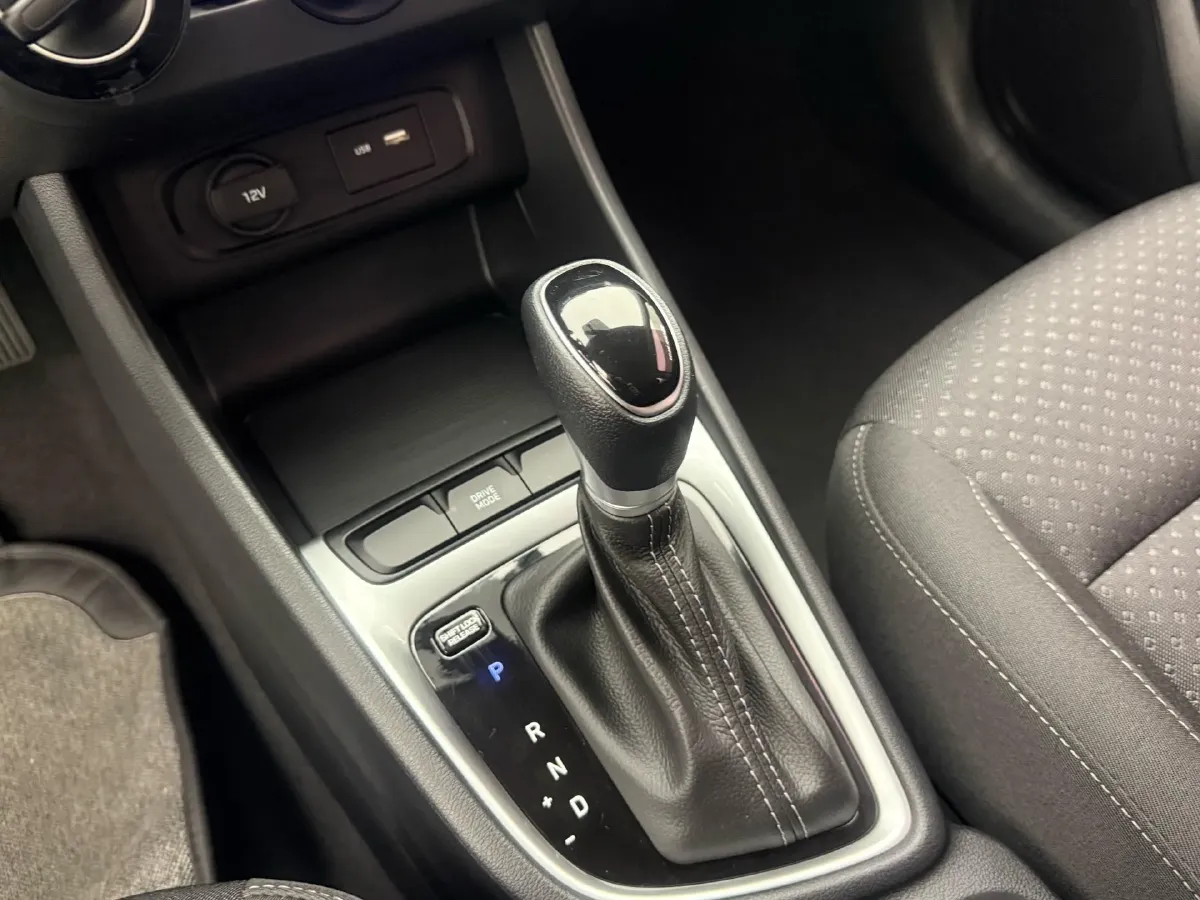 2020 Hyundai Celesta 1.6L 123HP L4 6AT,autocango,china used car exporter,china ev exporter,chinese used car exporter,chinese used ev exporter