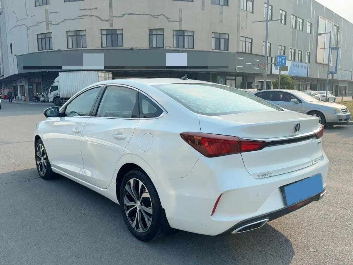 2021 ChangAn Eado 1.4T 160HP L4 7DCT,autocango,china used car exporter,china ev exporter,chinese used car exporter,chinese used ev exporter