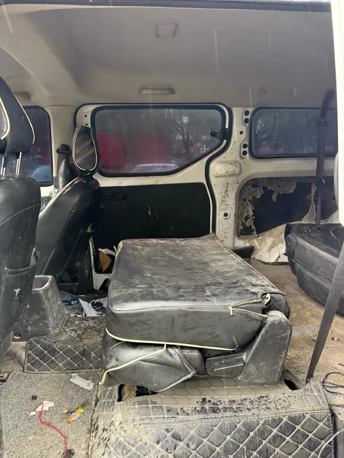 2022 WuLing ZhengChen 2.0L 136HP L4 6MT,autocango,china used car exporter,china ev exporter,chinese used car exporter,chinese used ev exporter