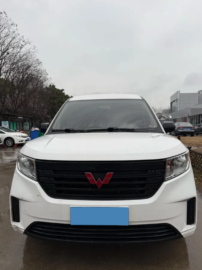 2022 WuLing ZhengChen 2.0L 136HP L4 6MT,autocango,china used car exporter,china ev exporter,chinese used car exporter,chinese used ev exporter