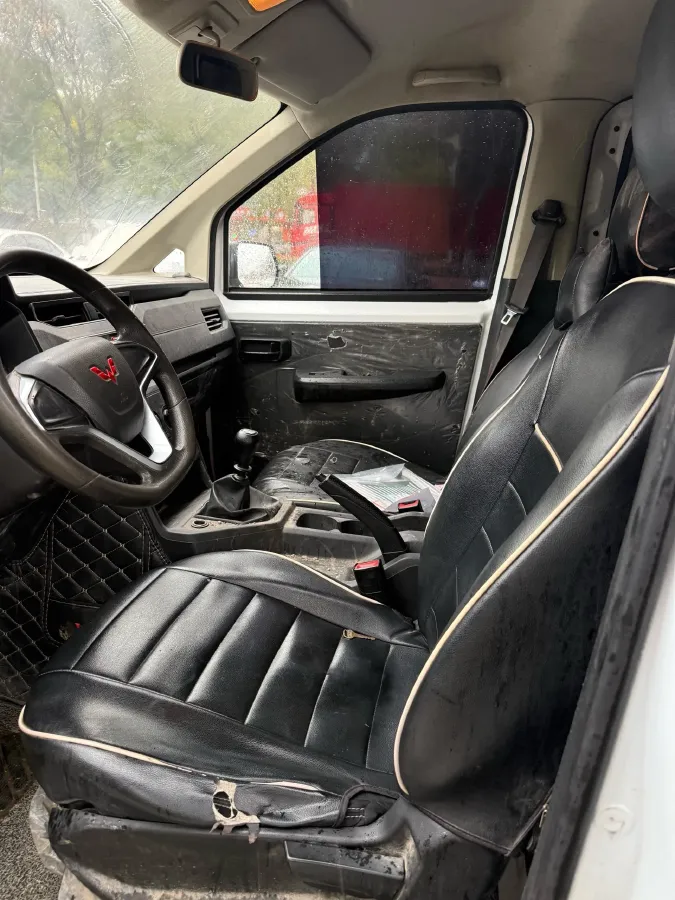 2022 WuLing ZhengChen 2.0L 136HP L4 6MT,autocango,china used car exporter,china ev exporter,chinese used car exporter,chinese used ev exporter