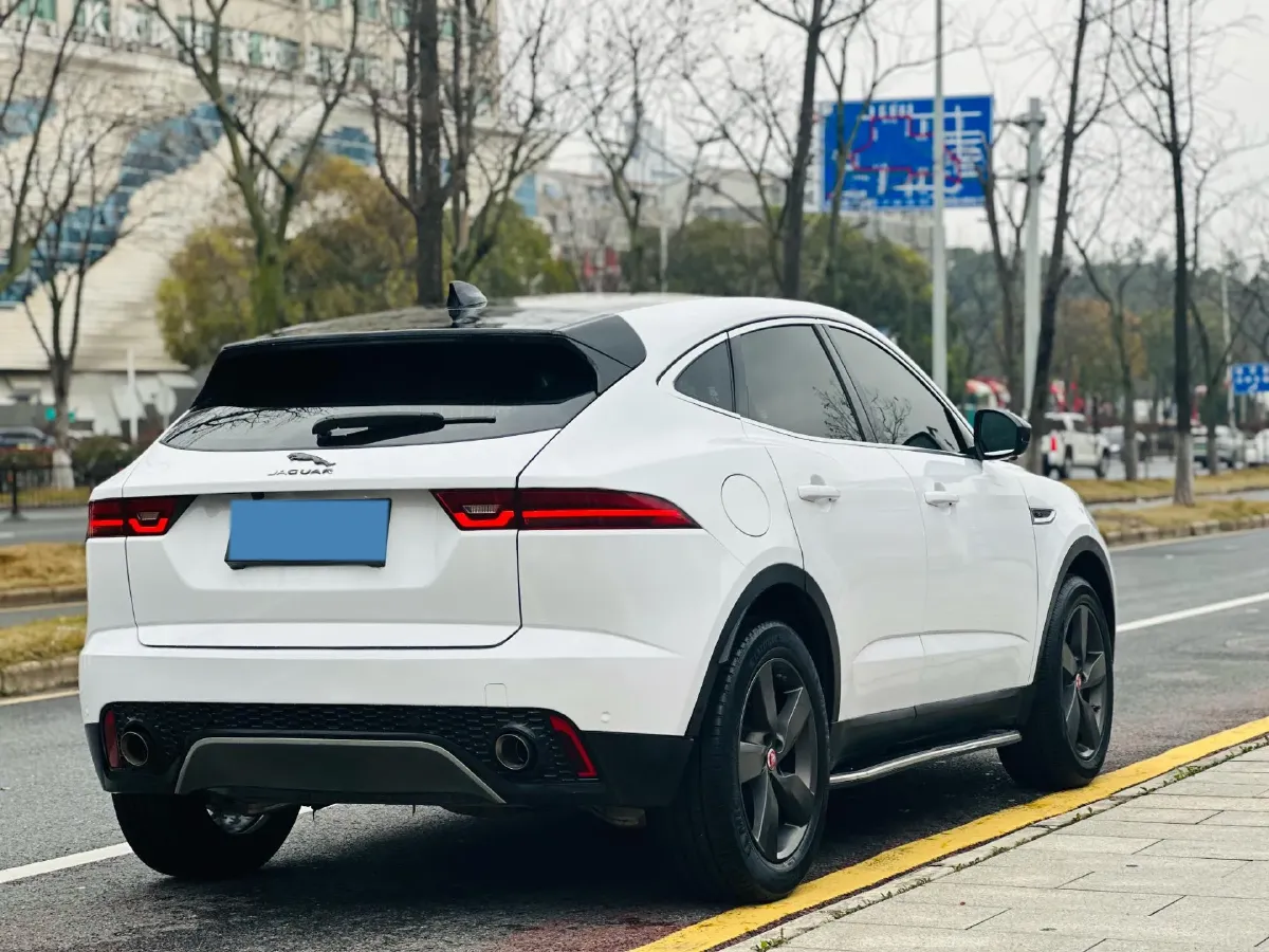 2018 Mercedes-Benz C Class 1.6T 156HP L4 9AT,autocango,china used car exporter,china ev exporter,chinese used car exporter,chinese used ev exporter