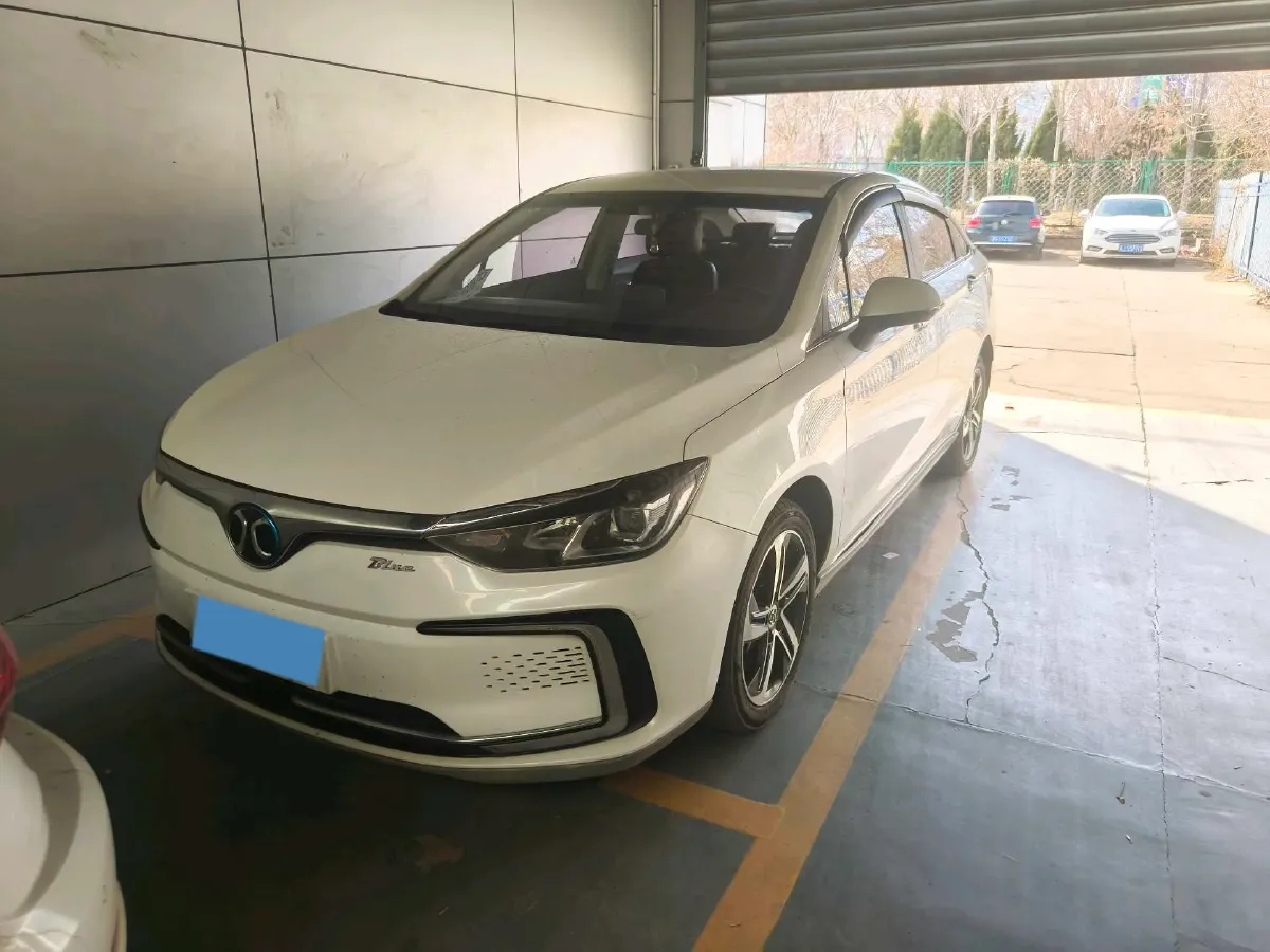 2018 BeiJing Auto EU5 BEV 53.66KWH,autocango,china used car exporter,china ev exporter,chinese used car exporter,chinese used ev exporter