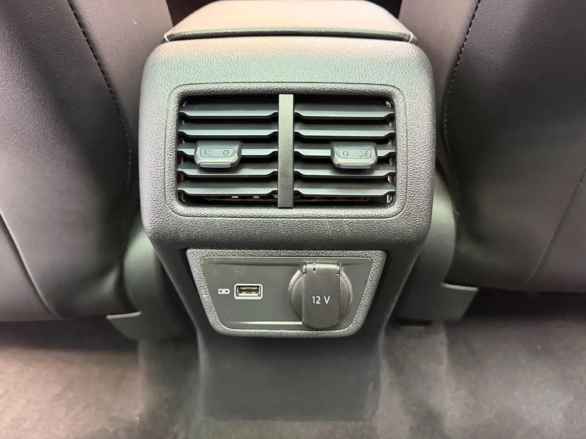 2022 Jetta VS7 1.4T 150HP L4 6AT,autocango,china used car exporter,china ev exporter,chinese used car exporter,chinese used ev exporter