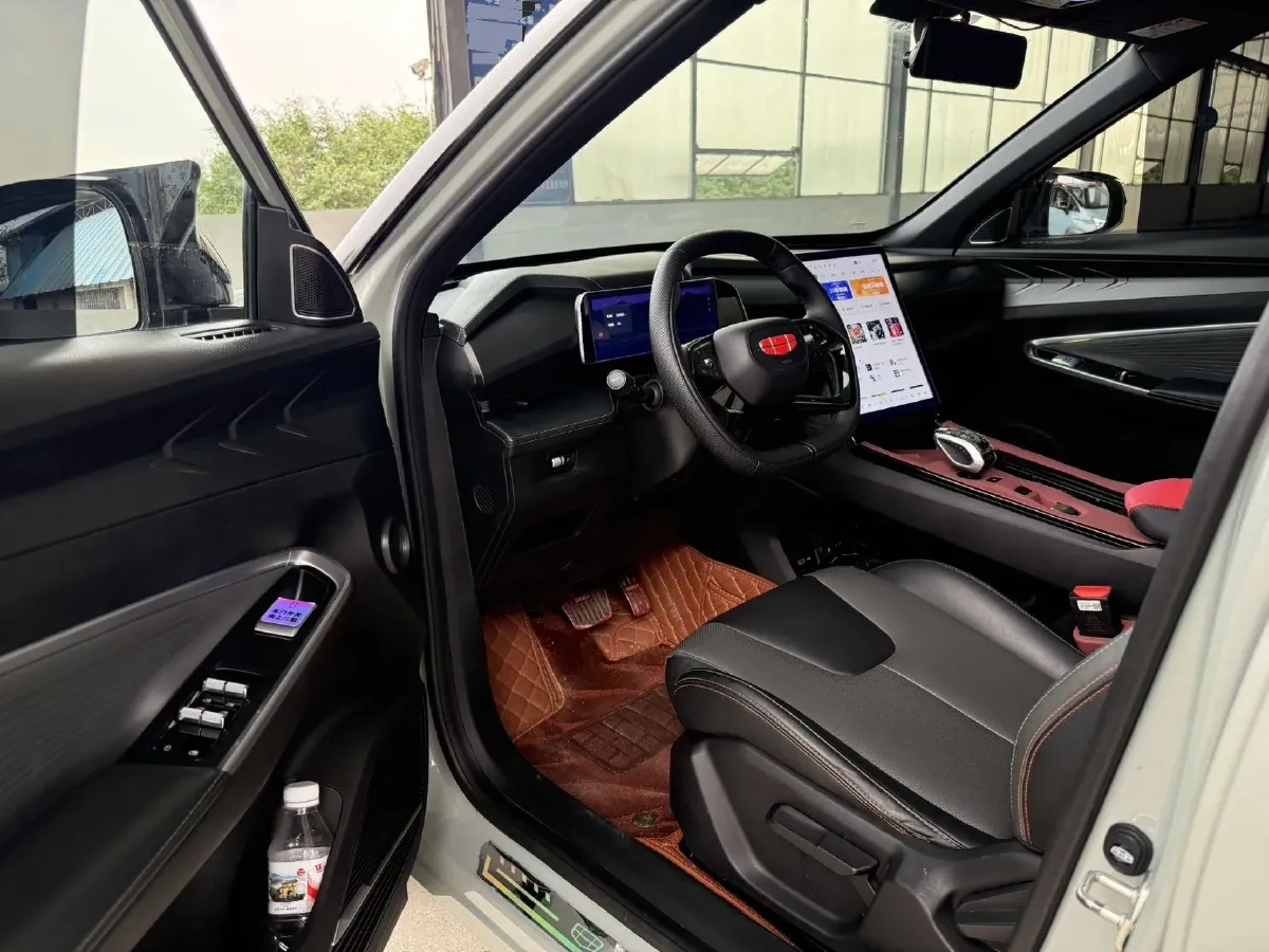 2023 Geely Azkarra 1.5T 181HP L4 7DCT,autocango,china used car exporter,china ev exporter,chinese used car exporter,chinese used ev exporter